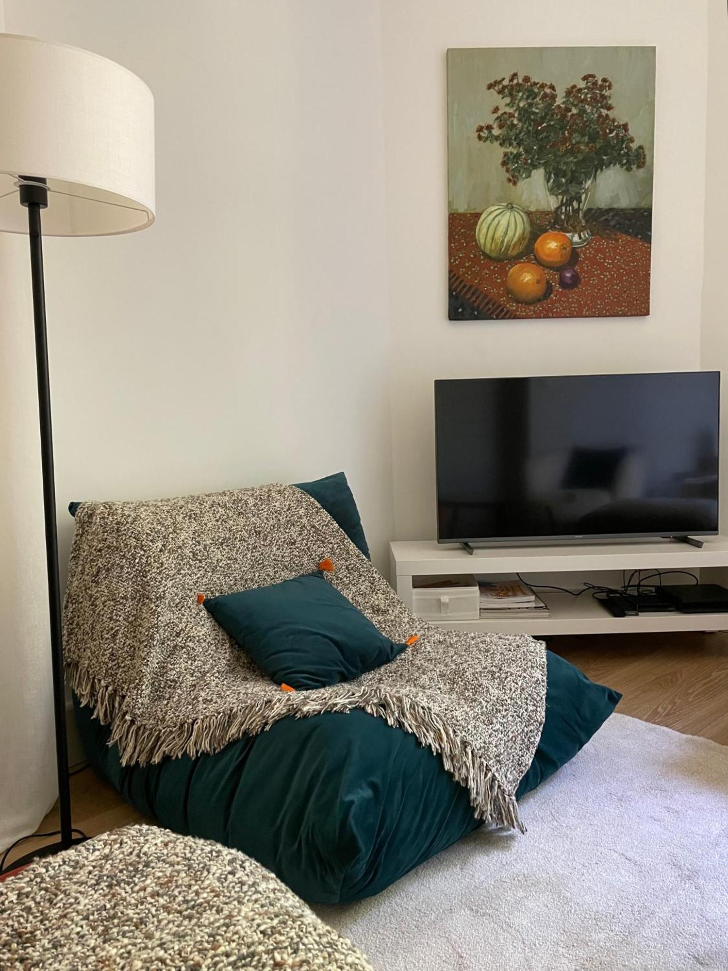 Nimes , Appartement Renove Dans Immeuble Classe. 외부 사진