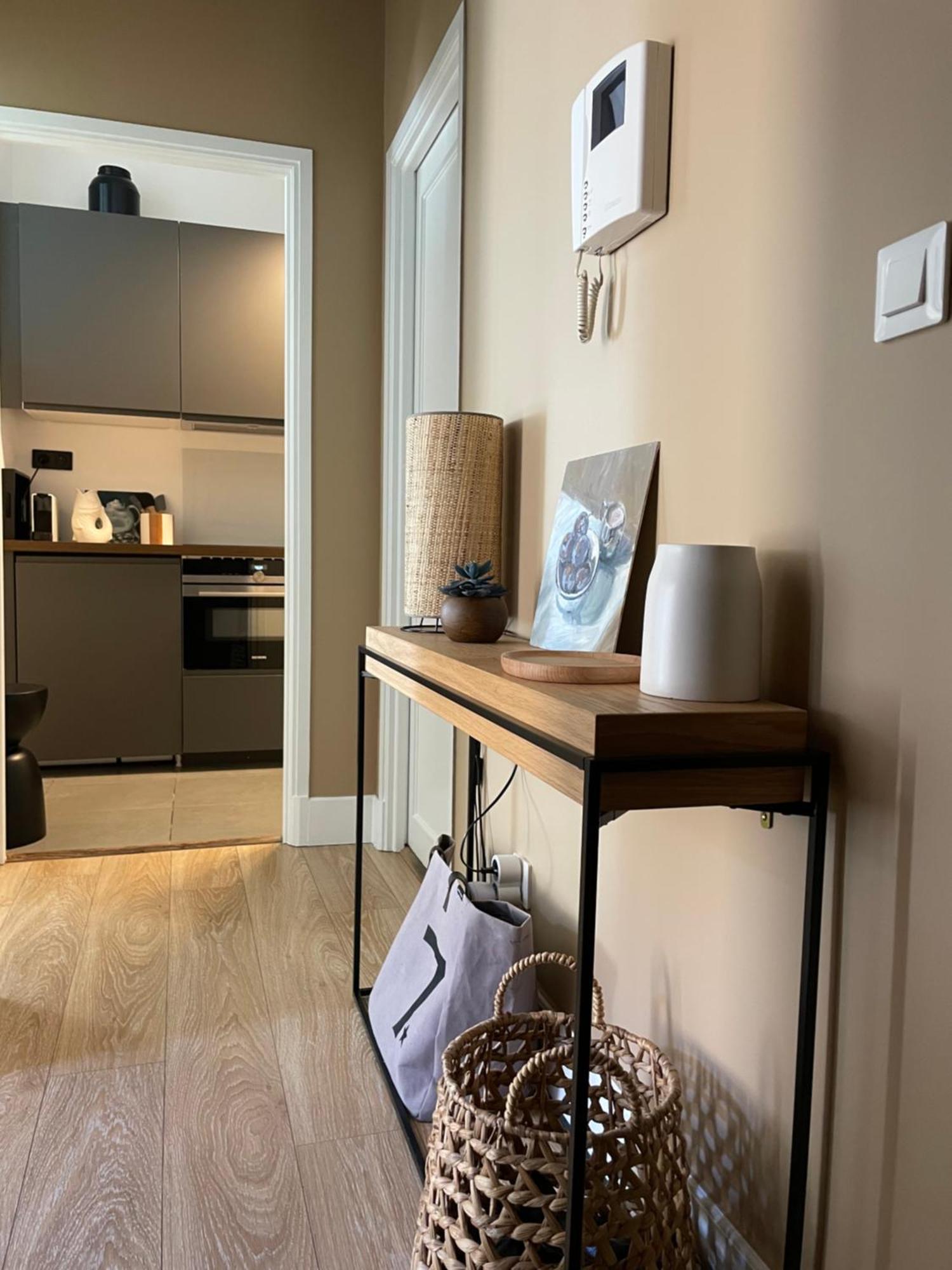 Nimes , Appartement Renove Dans Immeuble Classe. 외부 사진